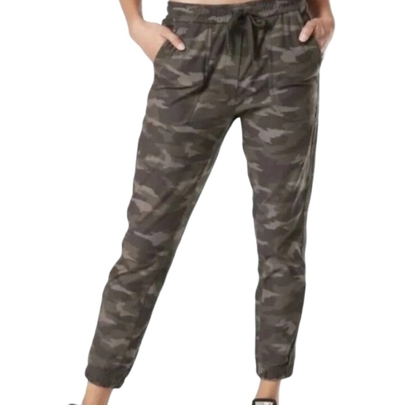 Athleta‎ Camo Farallon Jogger Pants size 6 - Picture 1 of 11